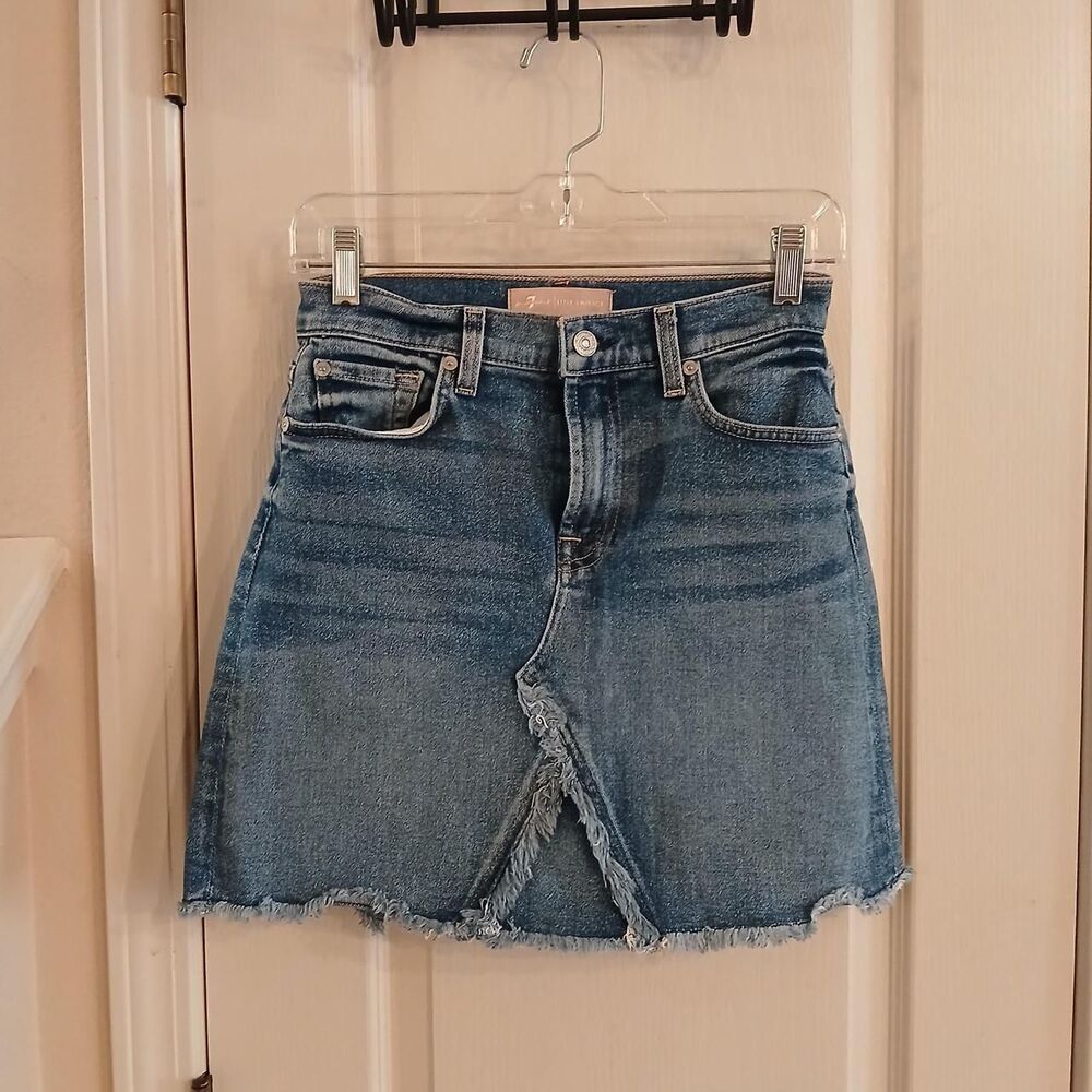 7 For All Mankind Luxe Vintage Denim Mini Skirt Size 25 Y2K Indie Staple Classic